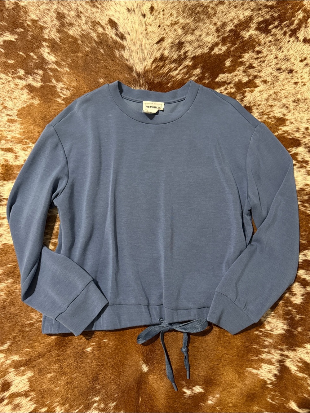 For The Republic Blue Drawstring Waist Pullover Sweatshirt